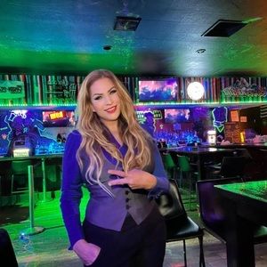 Meet your Posher, Lilly